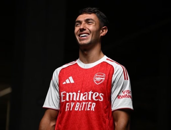 Telegraph: Slot just took over + Arsenal s promise made Zubimendi reject Liverpool last year