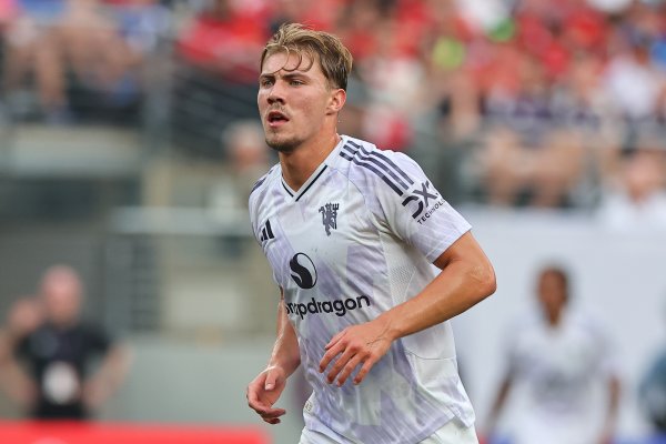 Rotti: Hoylen once asked Milan for a salary of 6.5 million euros, which may prevent Naples from signing him
